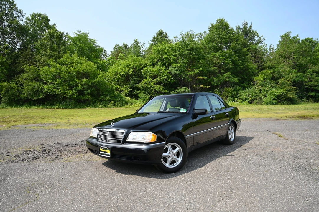 1997 Mercedes-Benz W202 C-Class - Image 3 of 31