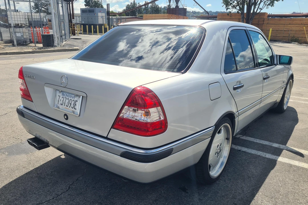 1997 Mercedes-Benz W202 C-Class - Image 4 of 31