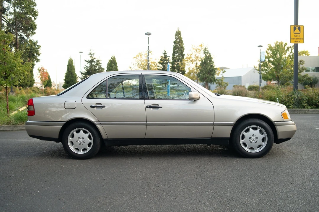 1997 Mercedes-Benz W202 C-Class - Image 19 of 31