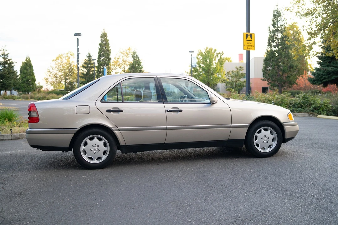 1997 Mercedes-Benz W202 C-Class - Image 18 of 31