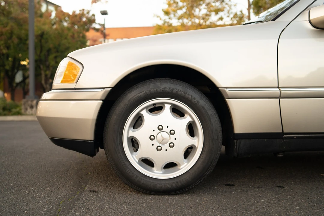 1997 Mercedes-Benz W202 C-Class - Image 28 of 31