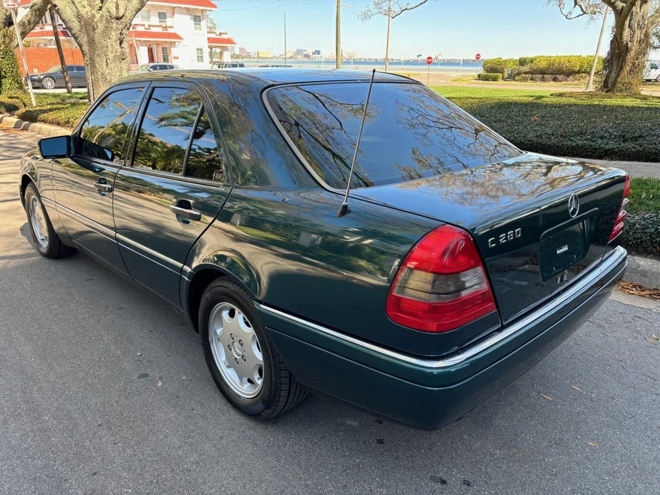 1997 Mercedes-Benz W202 C-Class - Image 9 of 31