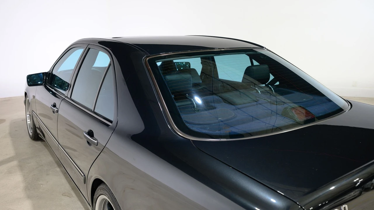 1997 Mercedes-Benz W210 E 36 & E 50 & E 55 & E 60 AMG - Image 30 of 31
