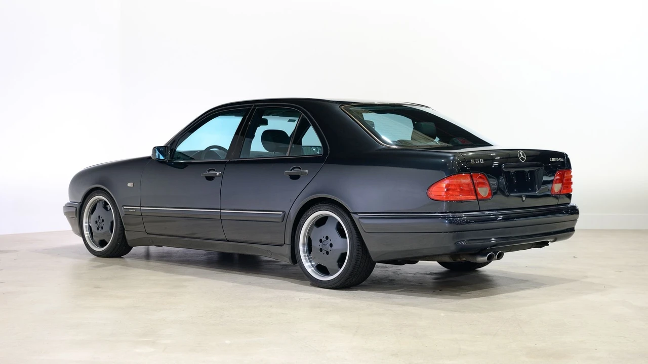 1997 Mercedes-Benz W210 E 36 & E 50 & E 55 & E 60 AMG - Image 2 of 31