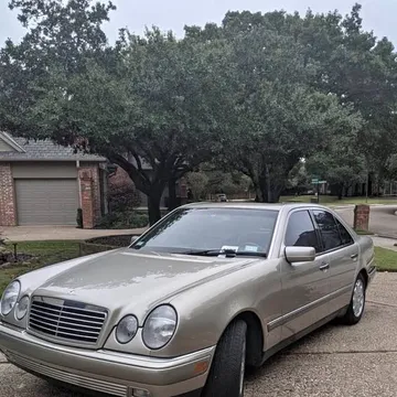 1997 Mercedes-Benz E-Class E 320 4MATIC Sedan 4D