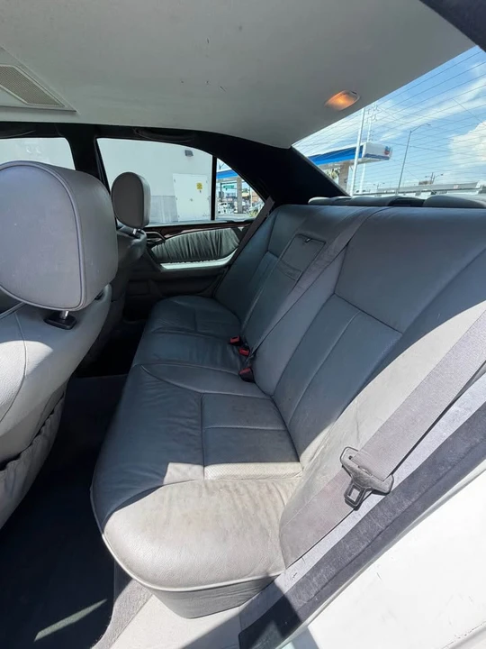 1997 Mercedes-Benz W124 E-Class - Image 10 of 20
