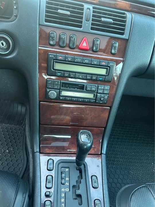 1997 Mercedes-Benz W210 E-Class - Image 10 of 11