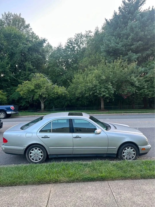 1997 Mercedes-Benz W210 E-Class - Image 2 of 11