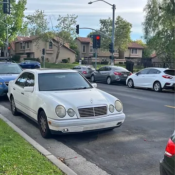 1997 Mercedes-Benz E-Class E 320 Sedan 4D