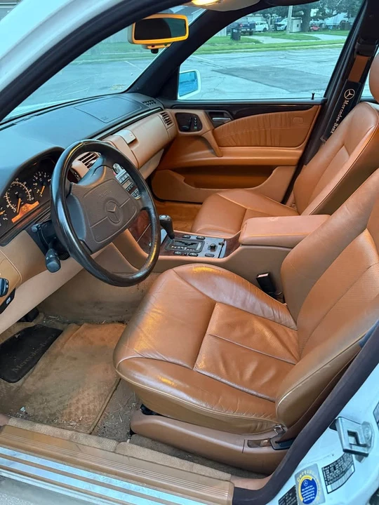 1997 Mercedes-Benz W124 E-Class - Image 5 of 11