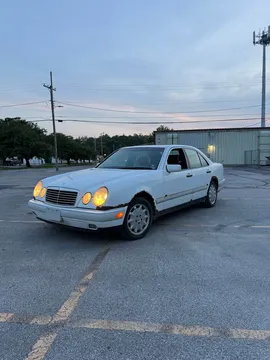 1997 Mercedes-Benz E-Class E 320 Sedan 4D