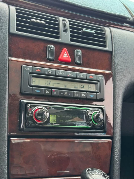 1997 Mercedes-Benz W124 E-Class - Image 8 of 10
