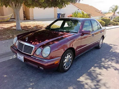 1997 Mercedes-Benz E-Class E 320 Sedan 4D