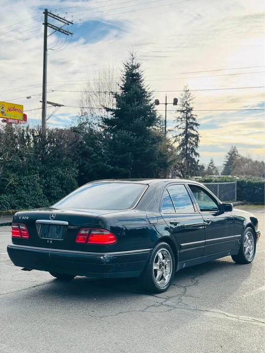 1997 Mercedes-Benz W124 E-Class - Image 4 of 12