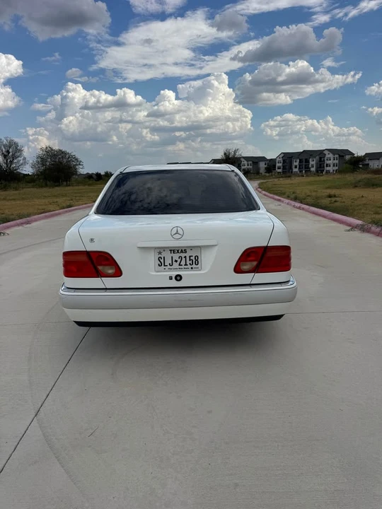 1997 Mercedes-Benz W124 E-Class - Image 6 of 20