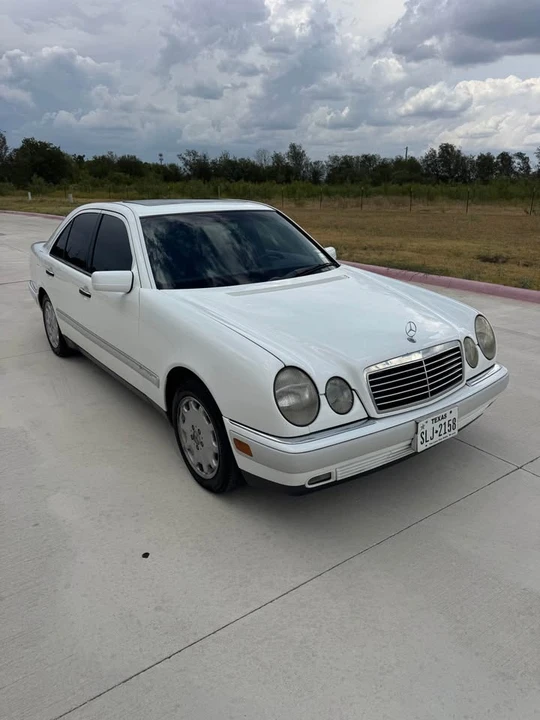 1997 Mercedes-Benz W124 E-Class - Image 3 of 20