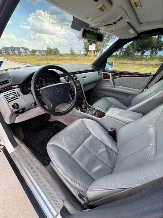 1997 Mercedes-Benz W124 E-Class - Image 9 of 20