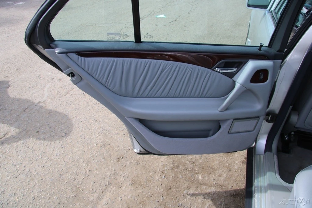 1997 Mercedes-Benz W210 E-Class - Image 20 of 21