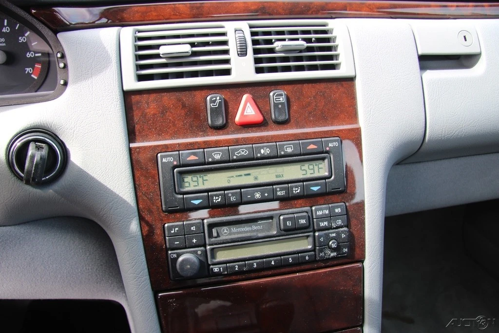 1997 Mercedes-Benz W210 E-Class - Image 18 of 21