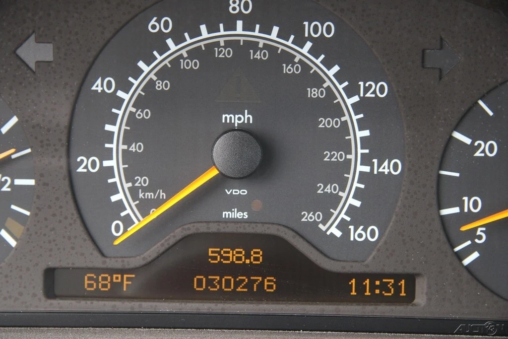 1997 Mercedes-Benz W210 E-Class - Image 17 of 21