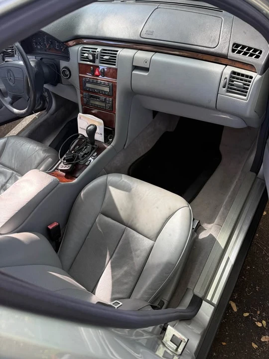 1997 Mercedes-Benz W210 E-Class - Image 9 of 19