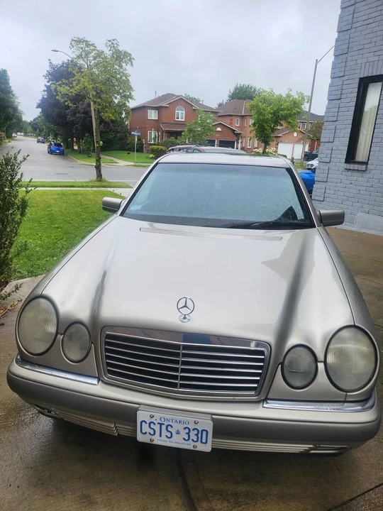 1997 Mercedes-Benz W124 E-Class - Image 2 of 10