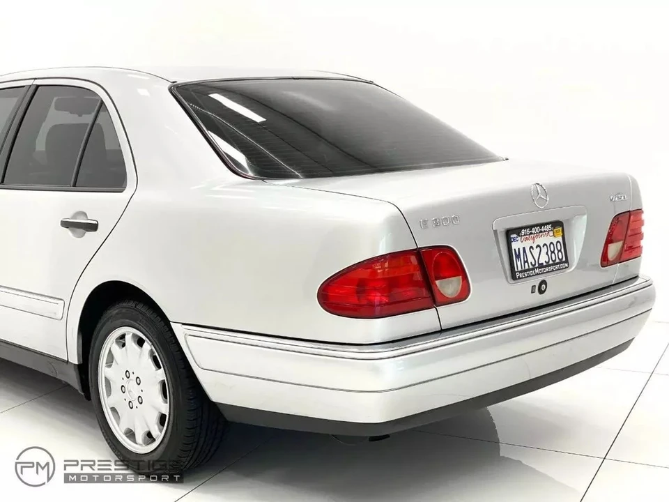 1997 Mercedes-Benz W210 E-Class - Image 10 of 21