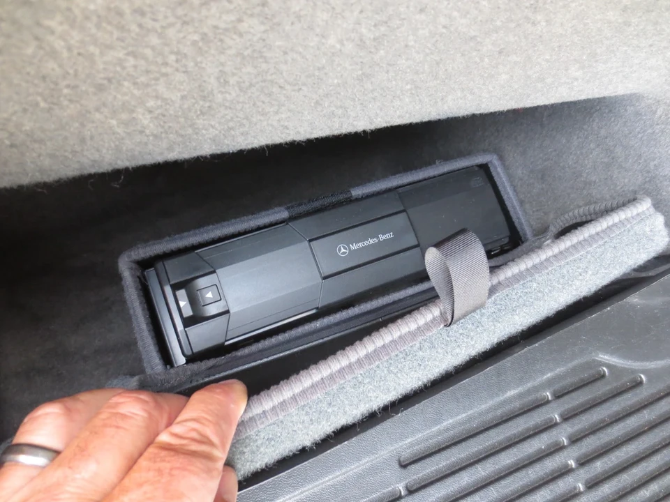 1997 Mercedes-Benz W210 E-Class - Image 7 of 21
