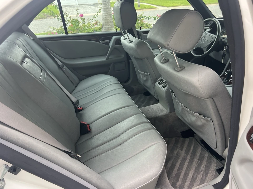 1997 Mercedes-Benz W210 E-Class - Image 15 of 20