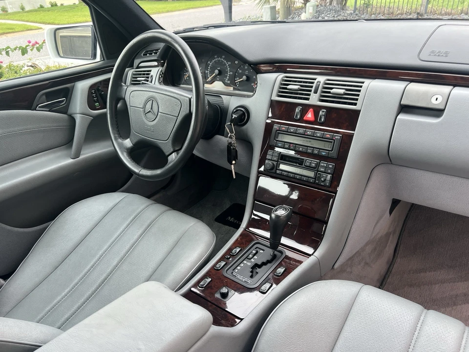 1997 Mercedes-Benz W210 E-Class - Image 12 of 20
