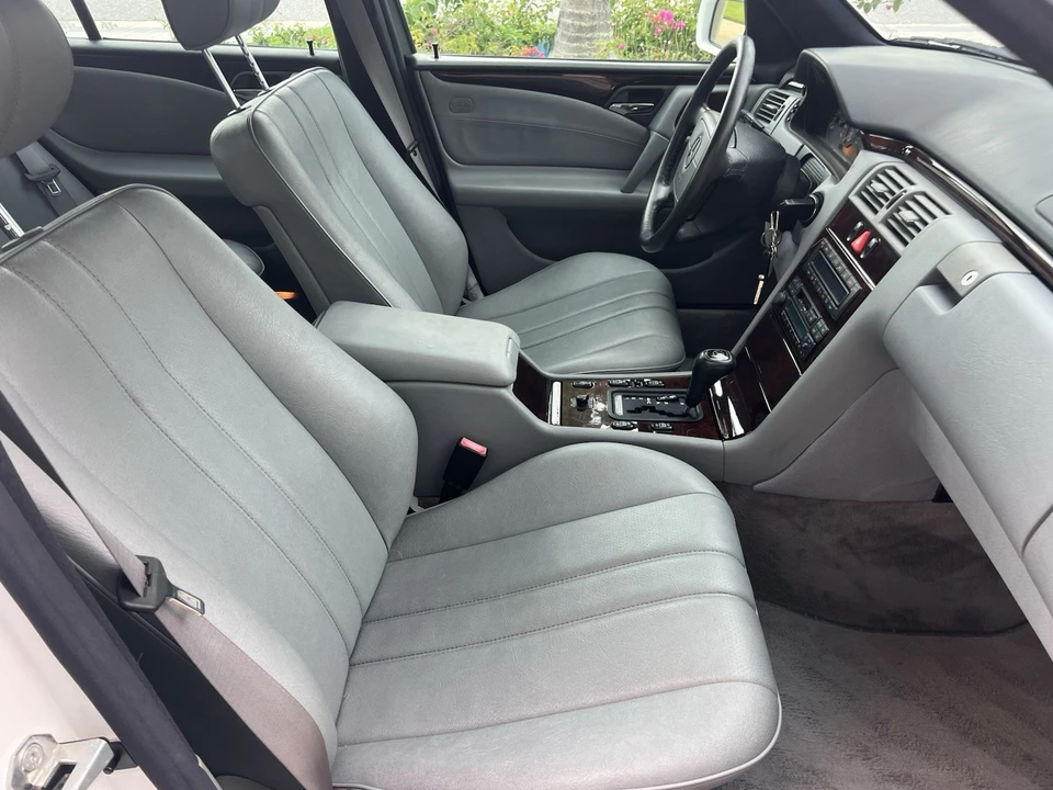 1997 Mercedes-Benz W210 E-Class - Image 14 of 20