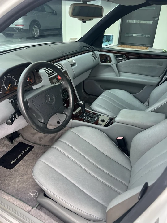 1997 Mercedes-Benz W210 E-Class - Image 16 of 20