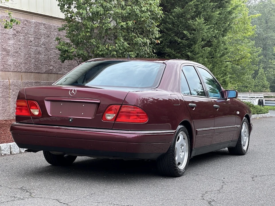 1997 Mercedes-Benz W210 E-Class - Image 16 of 31