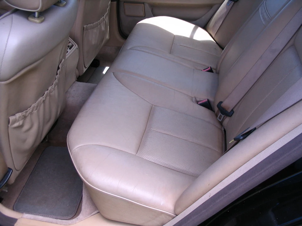 1997 Mercedes-Benz W124 E-Class - Image 24 of 31