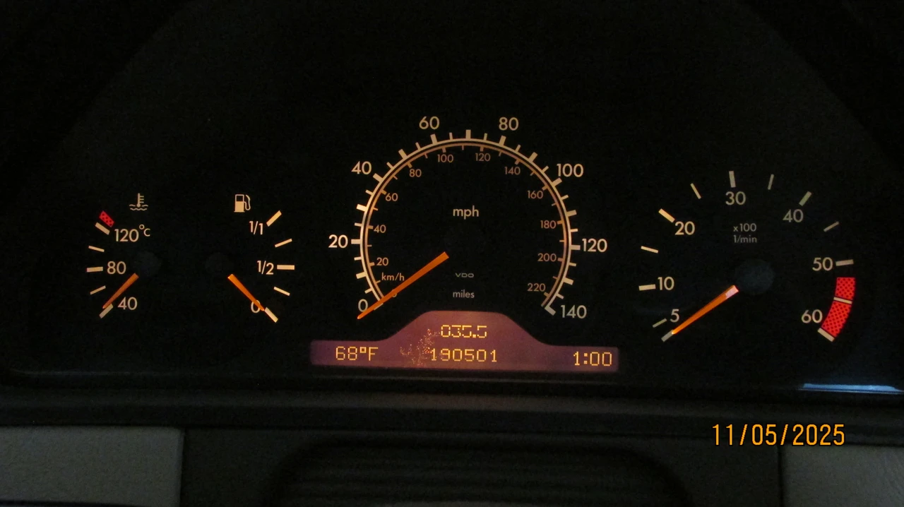 1997 Mercedes-Benz W124 E-Class - Image 21 of 31