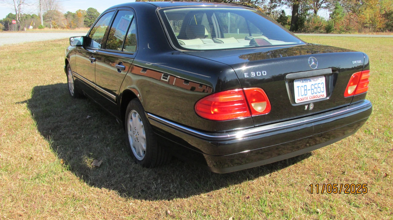 1997 Mercedes-Benz W124 E-Class - Image 7 of 31