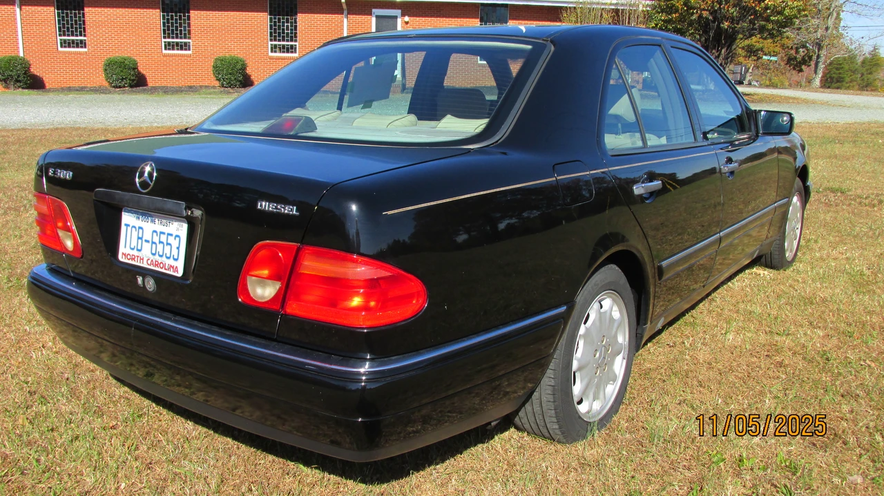 1997 Mercedes-Benz W124 E-Class - Image 5 of 31