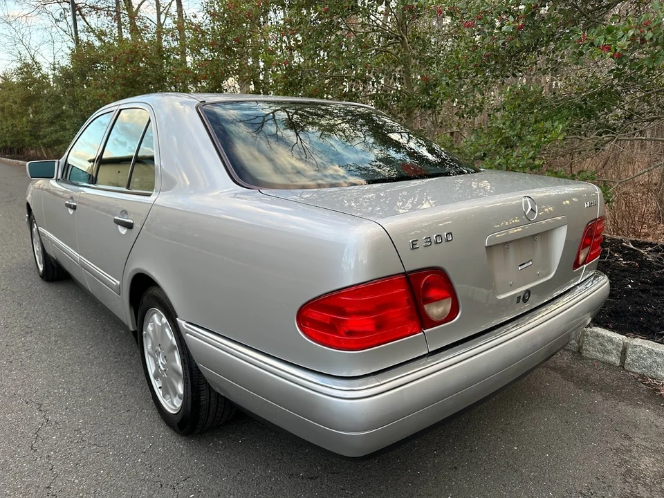 1997 Mercedes-Benz W210 E-Class - Image 8 of 31
