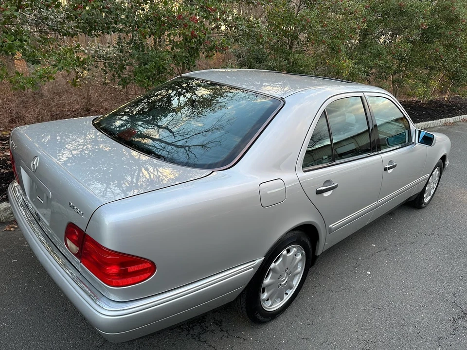 1997 Mercedes-Benz W210 E-Class - Image 13 of 31