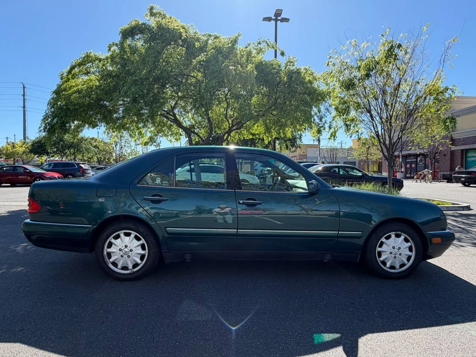 1997 Mercedes-Benz W210 E-Class - Image 3 of 21
