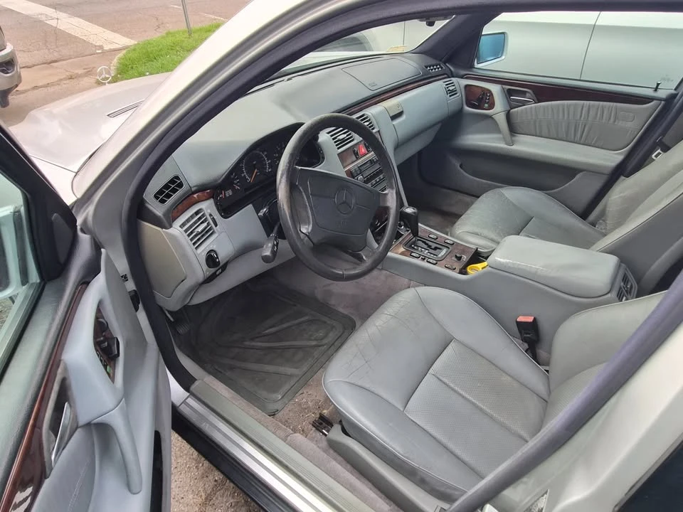 1997 Mercedes-Benz W210 E-Class - Image 4 of 8