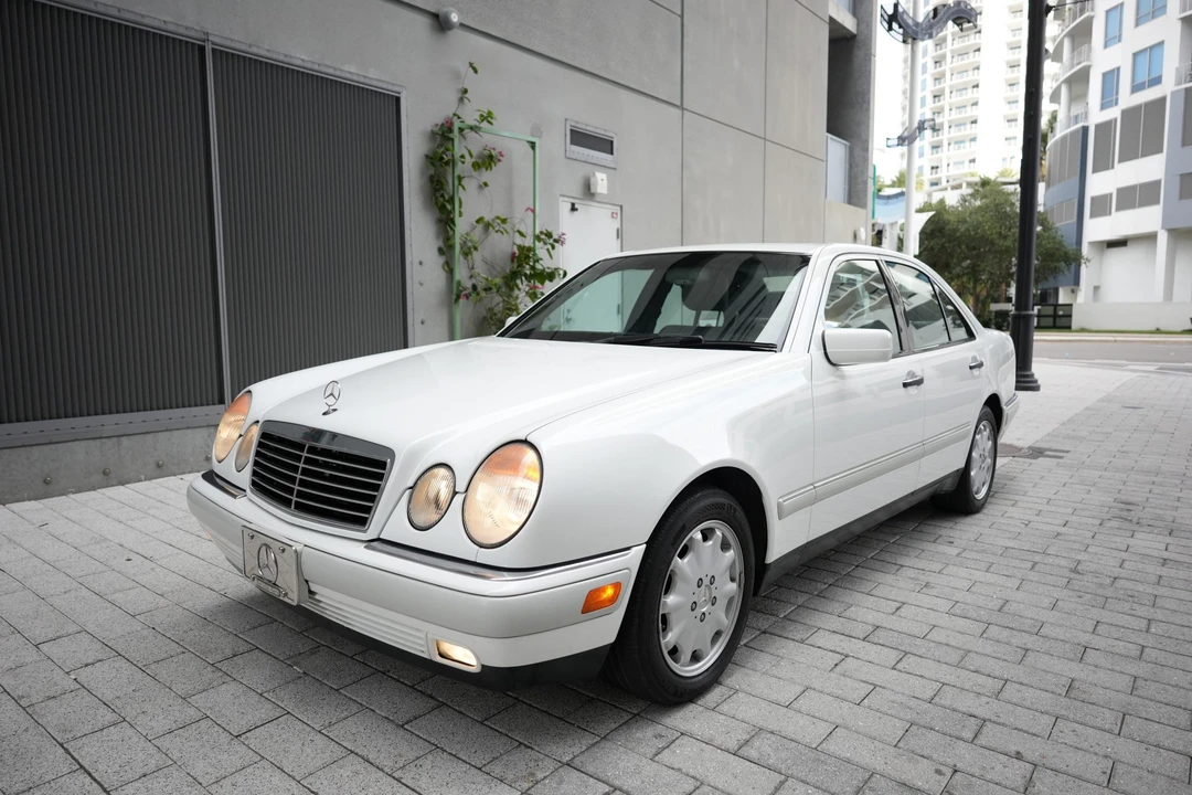 1997 Mercedes-Benz W210 E-Class - Image 9 of 31