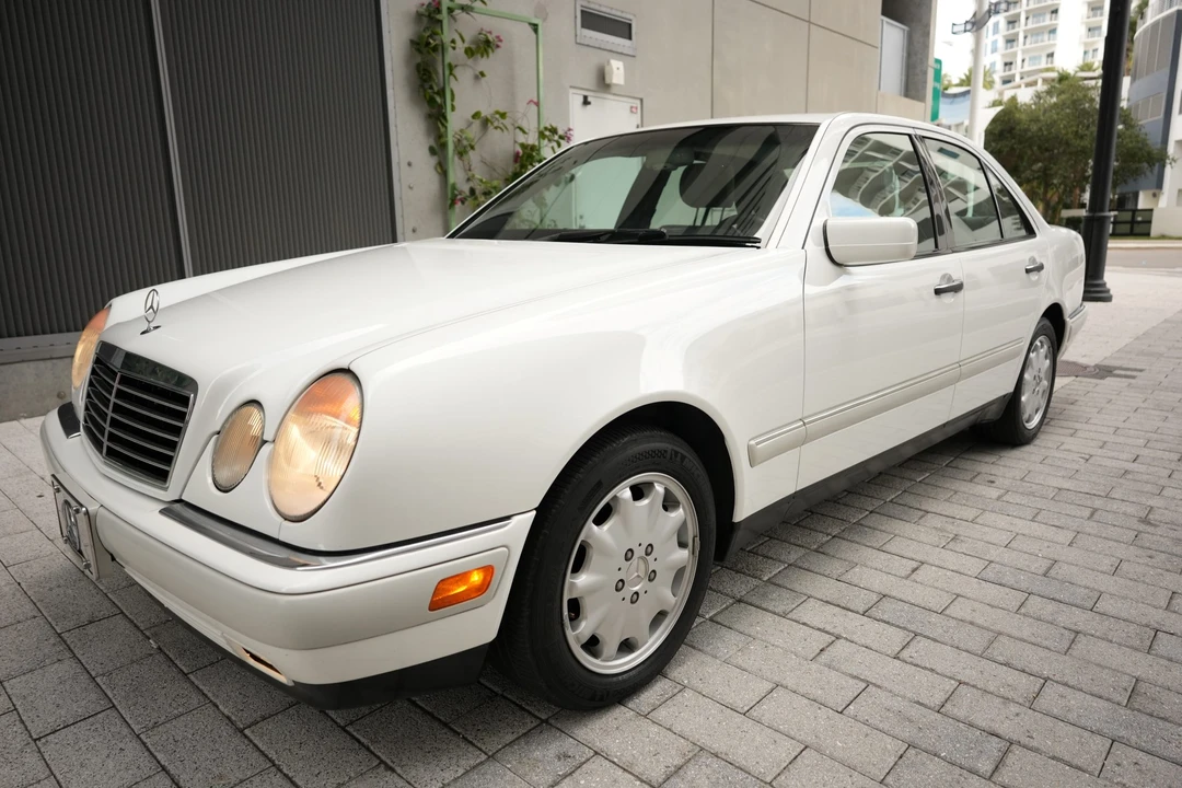 1997 Mercedes-Benz W210 E-Class - Image 3 of 31