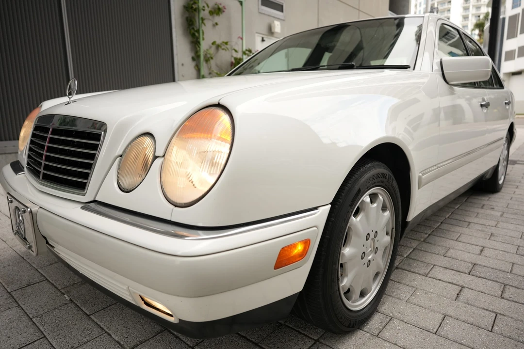1997 Mercedes-Benz W210 E-Class - Image 5 of 31