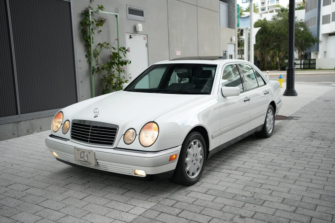 1997 Mercedes-Benz W210 E-Class - Image 11 of 31