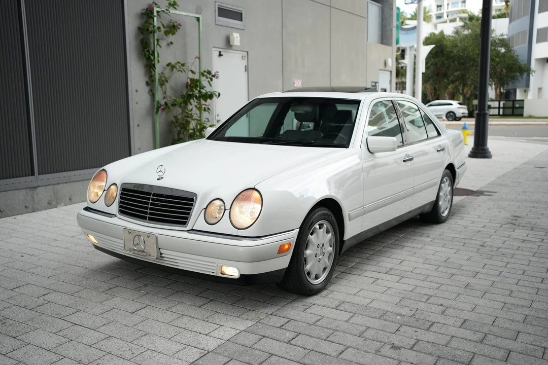 1997 Mercedes-Benz W210 E-Class - Image 10 of 31