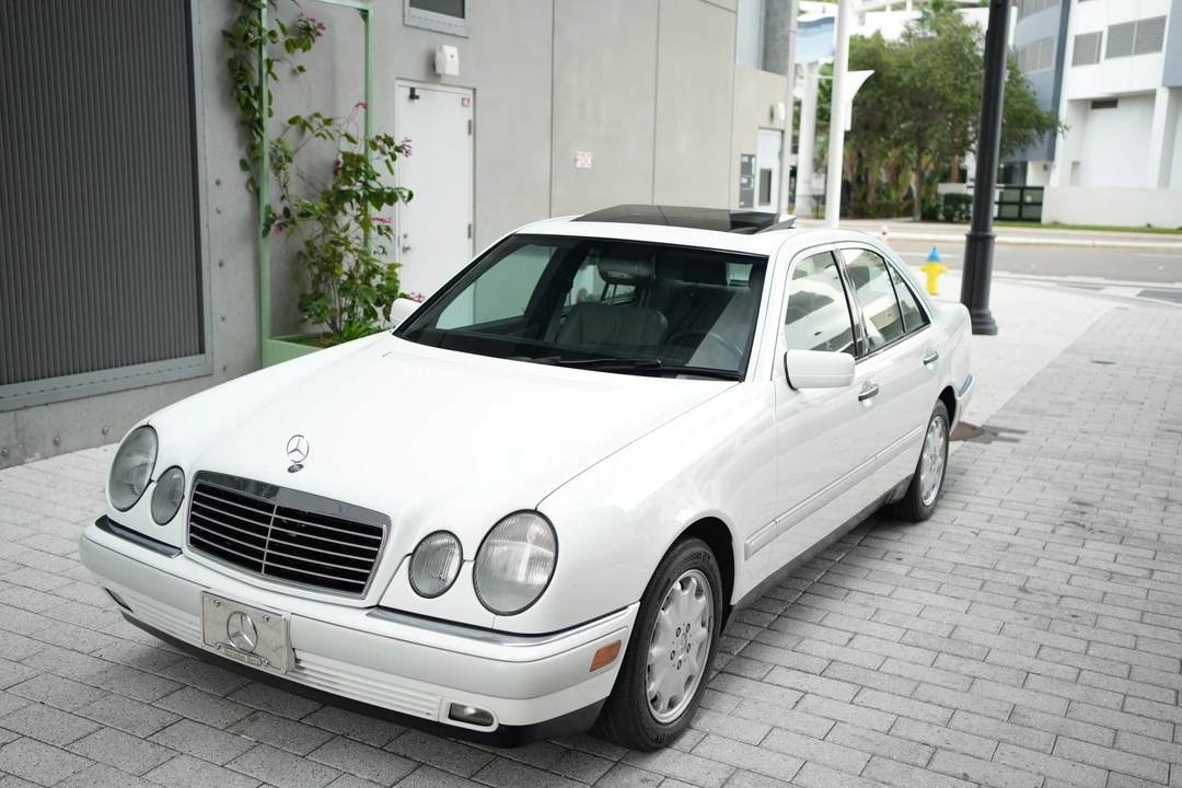 1997 Mercedes-Benz W210 E-Class - Image 12 of 31