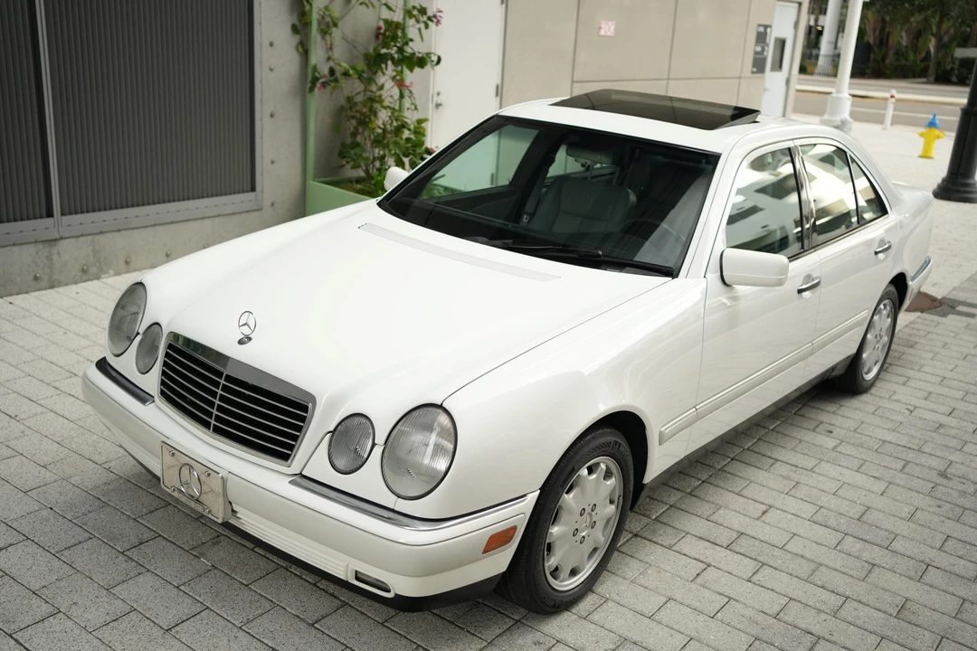 1997 Mercedes-Benz W210 E-Class - Image 4 of 31
