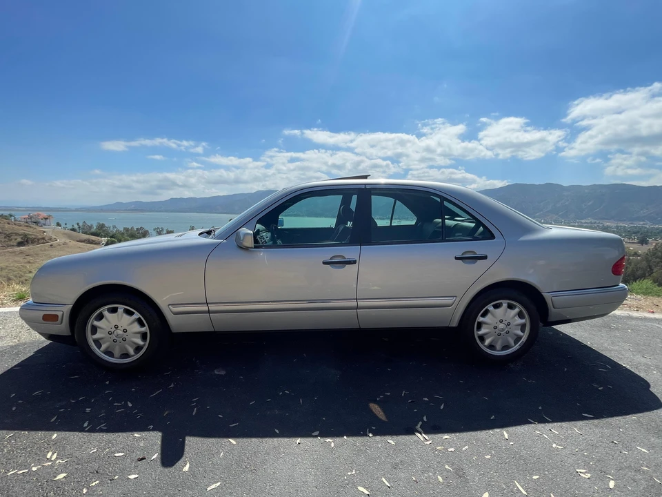 1997 Mercedes-Benz W210 E-Class - Image 9 of 31