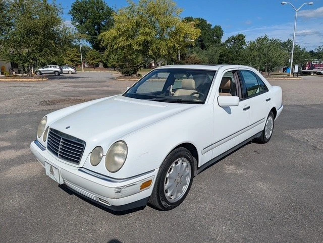 1997 Mercedes-Benz W124 E-Class - Image 2 of 20